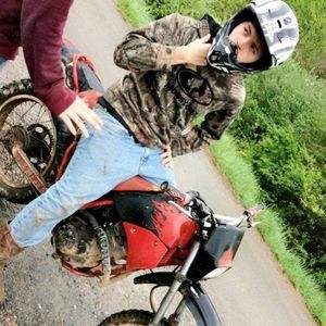 Meet your Posher, Dakota